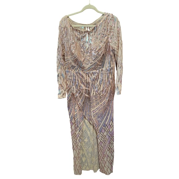 MISS ORD Dresses & Skirts - MISS ORD 2XL Sequined Glamorous Long Sleeve Maxi Dress with Slit‎